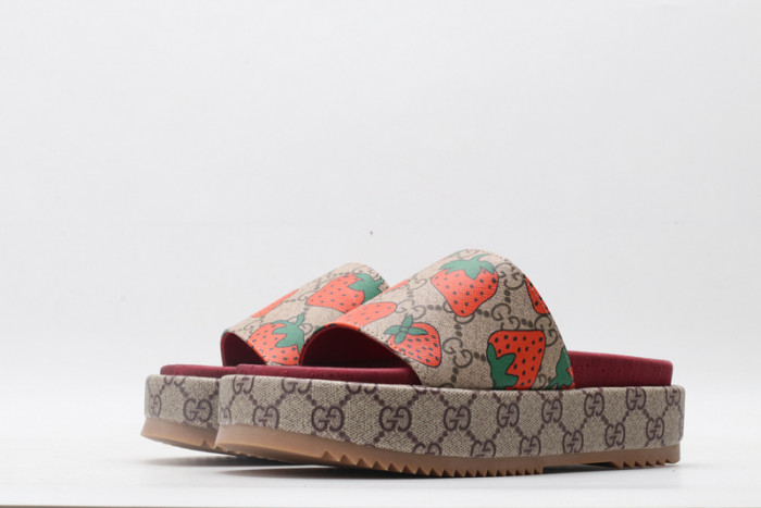 GUI SANDAL