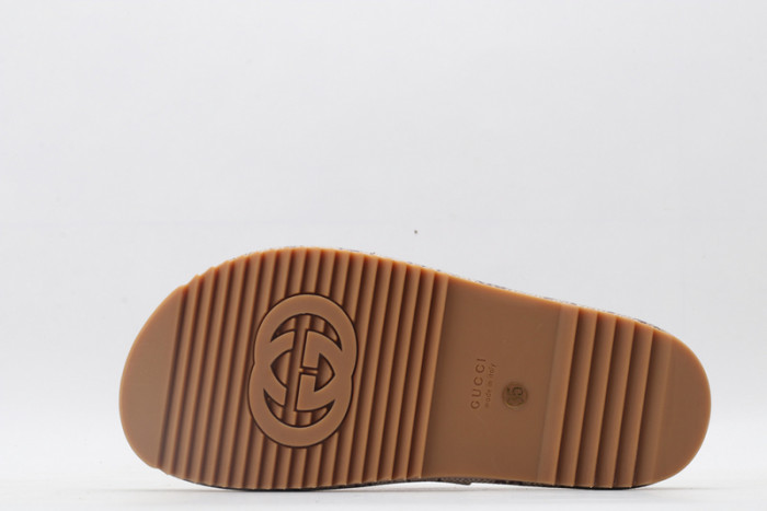 GUI SANDAL