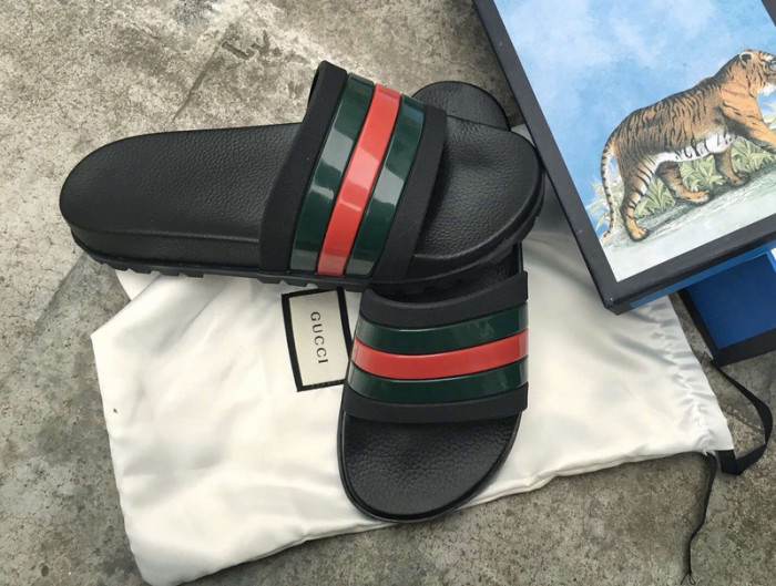 GUI SANDAL