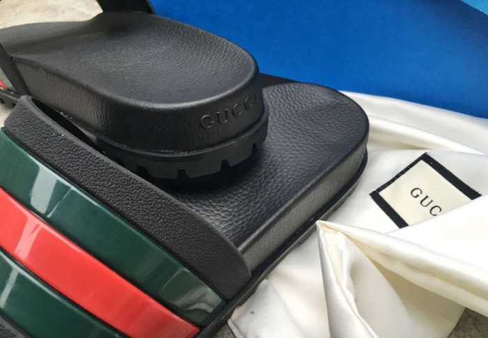 GUI SANDAL