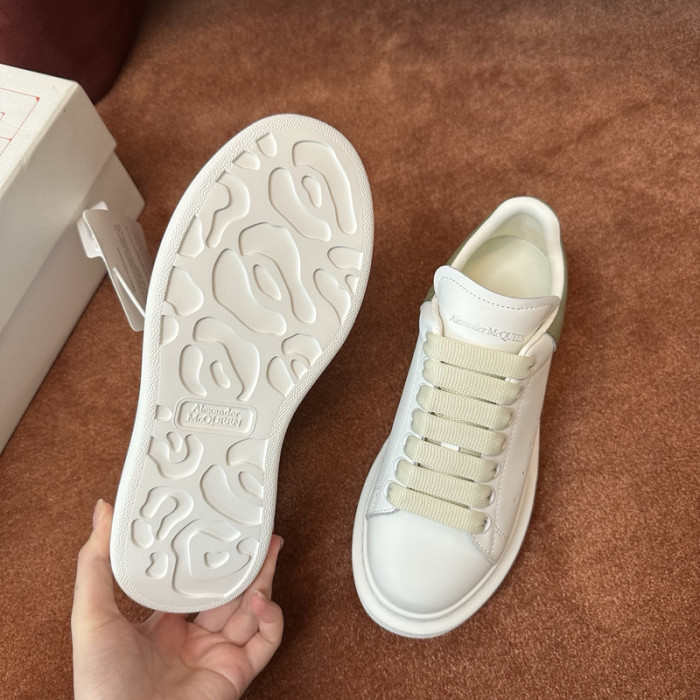 ALEX MCQU SNEAKER