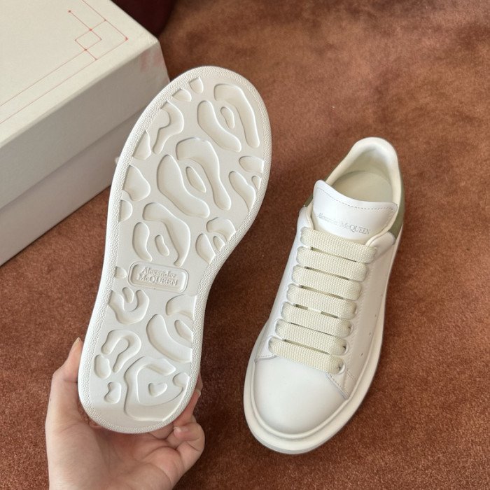 ALEX MCQU SNEAKER