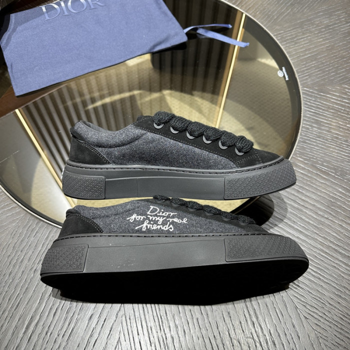 D10R SNEAKER