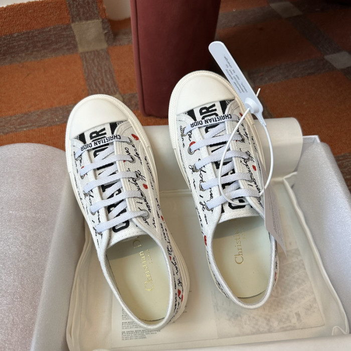 D10R SNEAKER