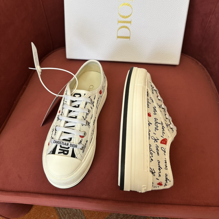 D10R SNEAKER