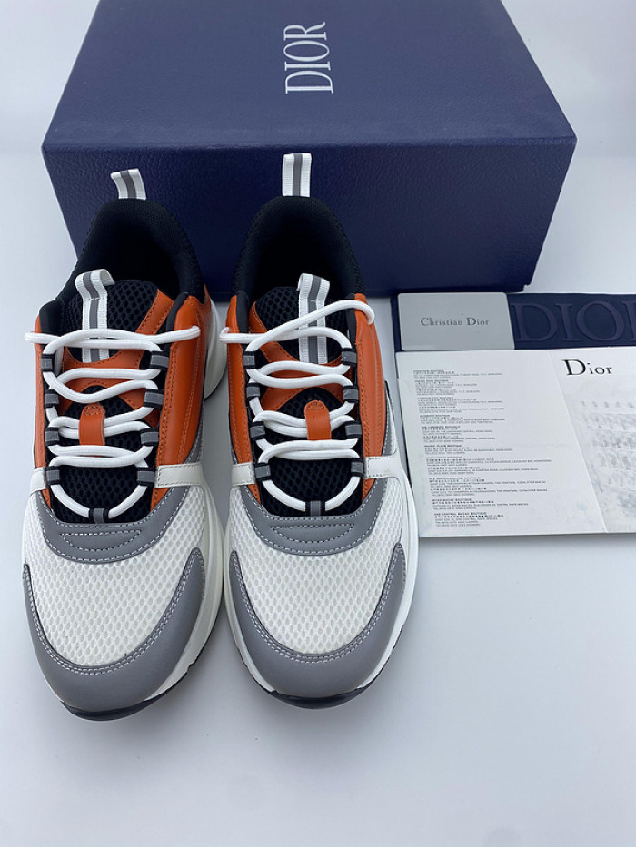 D10R SNEAKER