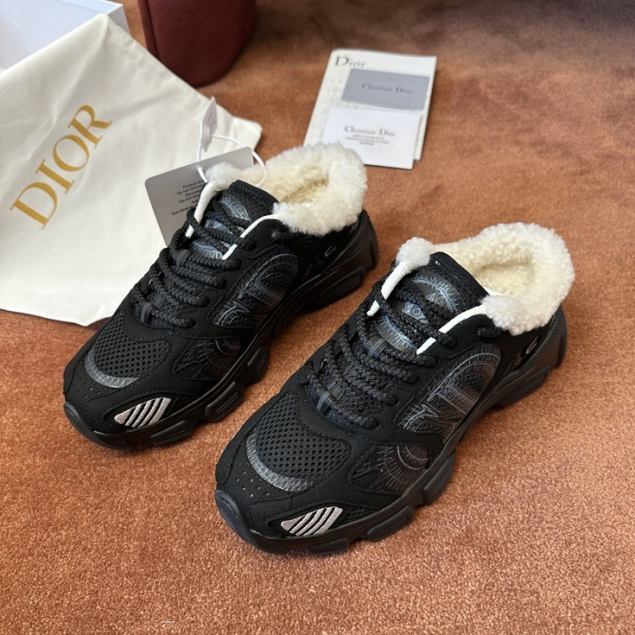 D10R SNEAKER