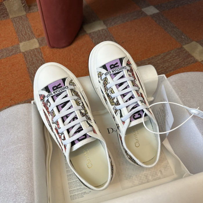 D10R SNEAKER
