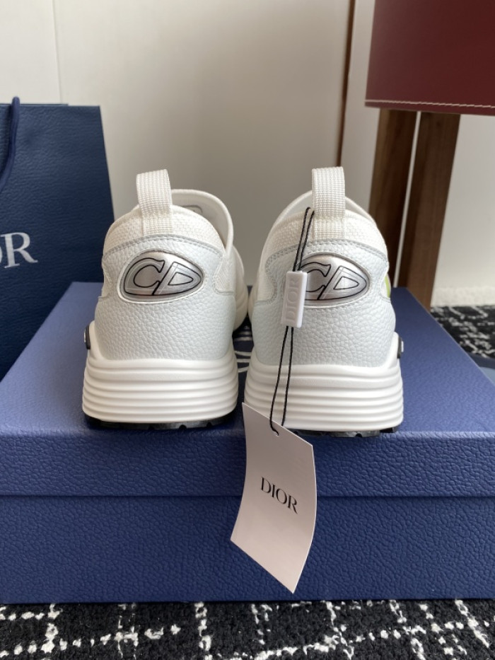 D10R SNEAKER