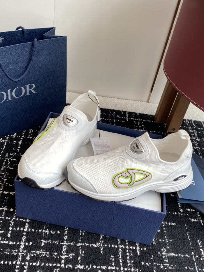 D10R SNEAKER