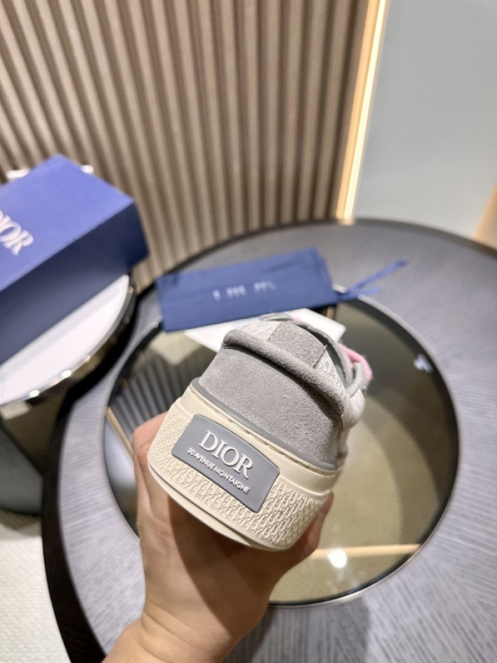 D10R SNEAKER