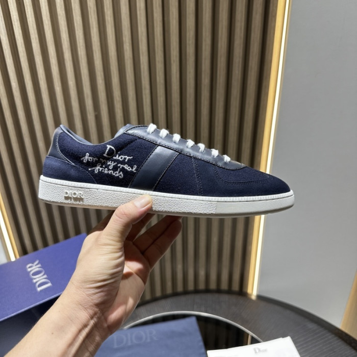D10R SNEAKER