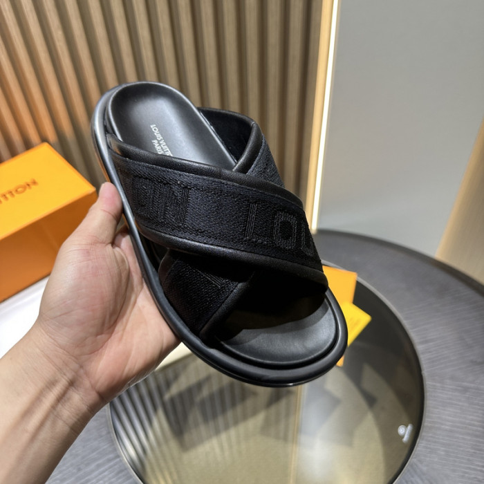 L0VT SANDAL