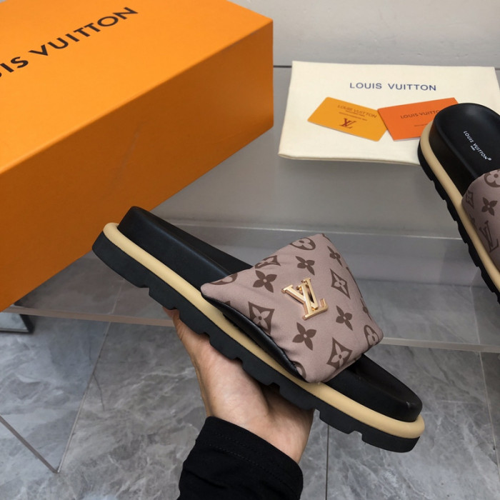 L0VT SANDAL