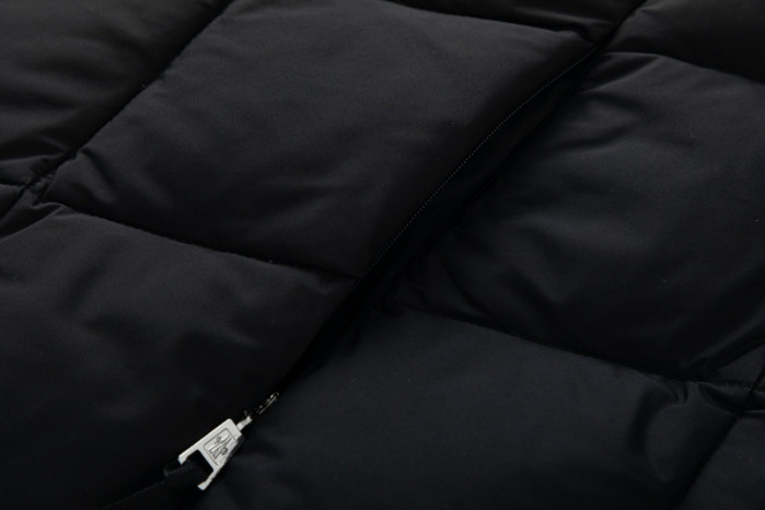 M0*C1ER DOWN JACKET
